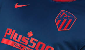 Esta camiseta con el protagonismo del amarillo neón, inspirado en las nike volt air max 90, además de tener franjas negras en el tronco. El Atletico De Madrid Tambien Presenta Su Segunda Camiseta 2020 2021