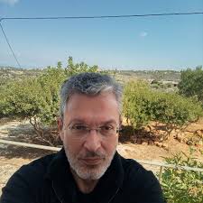 American actor Sean Penn got tattoo of Ukrainian trident Oscar-winning  actor Sean Penn has received a tattoo of Ukraine's national symbol during  his ninth visit to the war-torn country since Russia's 2022