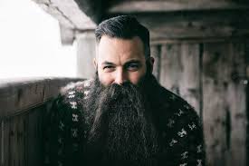 The beard narrows down as it tapers to a point. 25 Mind Blowing Viking Beard Styles For Men August 2021