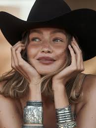 Biancaparisotto (@biancaparisotto) • Instagram photos and videos