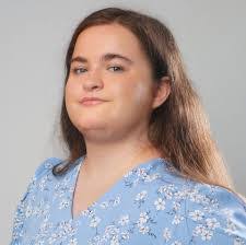 Lori Mandeville's Instagram, Twitter & Facebook