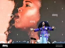 Danielle Diggs's Instagram, Twitter & Facebook