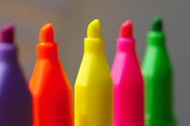 See full list on wikihow.com How To Remove Permanent Marker Hunker Painted Vinyl Diy Marker Permanent Marker