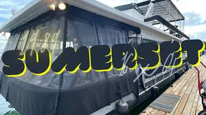 Relax on the deck in one of a thousand private coves while the kids splash into beautiful dale hollow lake off the water slide. Houseboats For Sale On Dale Hollow Lake 08 2021