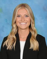 Abby Mcelhinney's Instagram, Twitter & Facebook