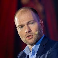 Russian media says, these "two women" have nothing in common. Left is  Larisa Serguhina, "a fisherwoman from Veliky Novgorod", who Putin visited  twice in 2017. Right is Anna Sidorenko, captain of the