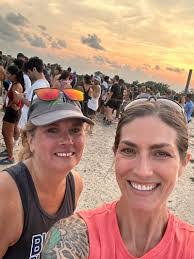 Donna Munar's Instagram, Twitter & Facebook