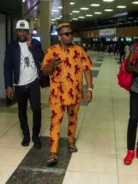 Olamide gbenga adedeji (born 15 march, 1989), popularly known as olamide (but popularly called olamide baddo, or baddosneh is a nigerian hip hop recording artist. Pin On Top Rated Artist Styles For Male