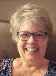 Sharing a personal creation and receiving community feedback