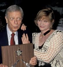 Dayvee sutton is an award winning journalist, world traveler, and founder and ceo of dream. Don Knotts And 3rd Wife Frances Yarborough Don Knotts The Andy Griffith Show Barney Fife