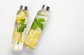 Try these infused water recipes to add refreshing taste and nutrients to your water. Mengecilkan Perut Buncit Ini Manfaat Infused Water Lemon