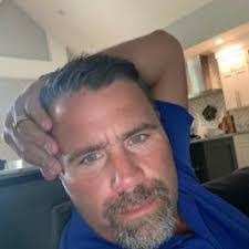 Justin Henline's Instagram, Twitter & Facebook