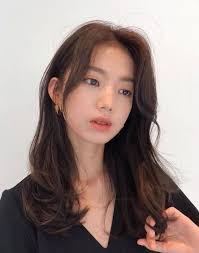 Megan Chou (k1206186)