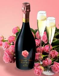 Pin By Nadia On Flores Bonitas Happy Birthday Drinks Happy Birthday Greetings Friends Happy Birthday Celebration