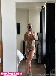 Laurence Berdard  lolobe4 Nude Leaks OnlyFans Photo 39 - Nudogram v2.1