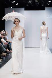 We did not find results for: Elegant Und Nachhaltig Couture Brautkleider Von Julia Starp Wir Sagen Ja