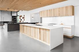 Gallery Of Long Horizontals Thellend Fortin Architectes 11 Custom Kitchens Design Trending Decor Custom Kitchen Cabinets