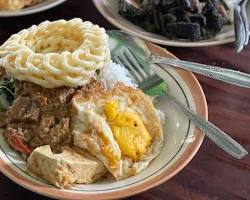 Surga kuliner solo nasi pecel RM Pecel Bu Kis