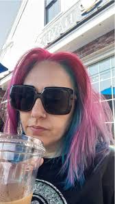 How do you keep up with housework as a SAHM?