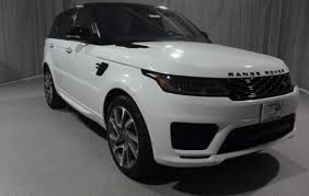 Discover the 2021 range rover sport model range and explore the vehicle pricing and specifications, from fuel economy to performance and entertainment. Land Rover Rover Sport Hse Dynamic V6 2018 Price In Dubai Uae Features And Specs Ccarprice Uae