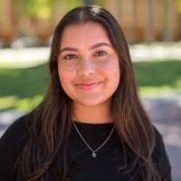 Carmen Meredith's Instagram, Twitter & Facebook