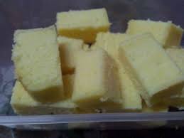 Untuk buat kek ni, saya pukul resepi apam susu kukus sukatan cawan.kami share resepi apam susu kukus yang sangat simple. Kek Kukus Susu Berkeju Resepi Masakan Malaysia