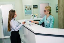 Medical Receptionist Images - Free Download on Freepik