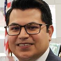 Robert Wolin's Instagram, Twitter & Facebook