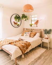 Urban Outfitters Hawaii On Instagram Room Inspo For Daysss W Atasteofkoko Uohome Small Bedroom Designs Small Room Bedroom Small Bedroom