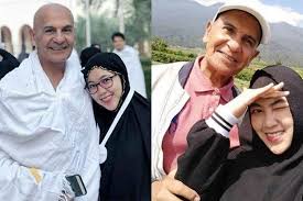 Banyak sih mungkin, santi juga misalnya pakai kerudung apa. Pantas Bikin Istri Muda Bertekuk Lutut Ternyata Sosok Mark Sungkar Bukan Orang Sembarangan Punya Profesi Mentereng Buat Dapur Terus Ngebul Semua Halaman Sajian Sedap