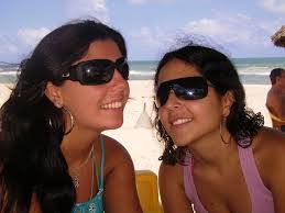 Deborah Nunes's Instagram, Twitter & Facebook