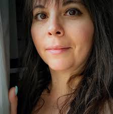 ☀️SUNDAY SPECIAL IS…….COLD PLATES!!!☀️ Drop by the Caribou Landing today  from 12-8pm to get your hands