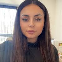 Vicky Martino's Instagram, Twitter & Facebook