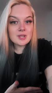 Jana Wright Uacrimsontydeb Riley Strain