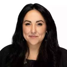 Nicole Malcolm's Instagram, Twitter & Facebook