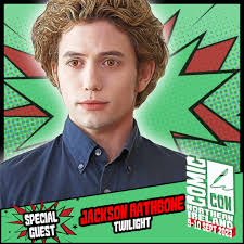 Right so I'm obsessed with the show White Collar and I've watched it all  the way through about 5 times so how am I just now finding out Jackson  Rathbone was in