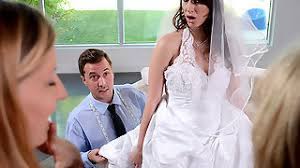 Schwanger und notgeil ist auch in unseren geschichten die beste kombination. Im Hochzeitskleid Wird Gefickt 39 Videos Bookmark Xxx