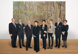 Da ein besonderes jahr hinter den bundesräten liegt. Bundesratsfoto 2021 Landesregierung Steht In Corona Zusammen