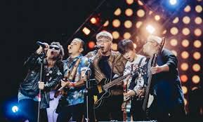 Peranan musik tradisional juga bisa digunakan sebagai sarana upacara adat atau ekspresi diri. Fungsi Musik Sebagai Sarana Ekonomi Dalam