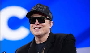 More than 250,000 sign petition to strip Musk of Canadian citizenship