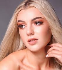 Jade Norman's Instagram, Twitter & Facebook