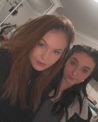 Ashlee Dawson's Instagram, Twitter & Facebook