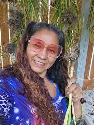 looking for golden brown mouse