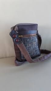 Découvrez notre gamme de besaces en cuir style vintage paul marius pour homme et trouvez la perle rare ! Sacoche Messenger Homme Tissu Et Cuir Marron Cadeau Fetes Des Peres Un Grand Marche Sac Besace Homme Sacoche Bandouliere Homme Besace Homme