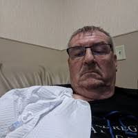 Melvin Thornhill's Instagram, Twitter & Facebook