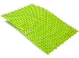 It is modeled as a family practice type clinic, and is available to the community to provide healthcare to patients, over the age of seven, at no cost. Acupressure Mat Classic Backjoy Sitzschale