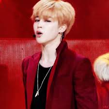 El perdió a lo más preciado de su vida, la perdió a ella y le duele demasiado. Jimin Gayo Daejun Bts Bts Jimin Jimin Parque Jimin