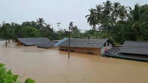 Flash floods are distinguished from a regular flood by a timescale of less than six hours. D66m7laalch1mm