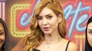 Reacción de Carolina Gaitán al final de Rojo Carmesí