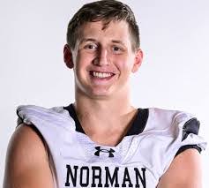 Lacy Eubanks's Instagram, Twitter & Facebook